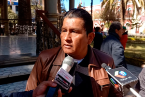 Diputado del MAS destaca manifestación democrática en La Paz con apoyo masivo del pueblo boliviano