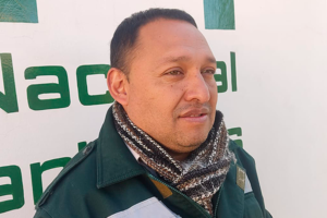 ANH garantiza abastecimiento de combustible y anuncia medidas contra la venta ilegal en Tarija
