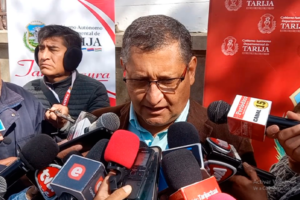 Gobernador Oscar Montes: «La puesta al mercado de gasolinas premium es el inicio para enfrentar la escasez de carburantes»