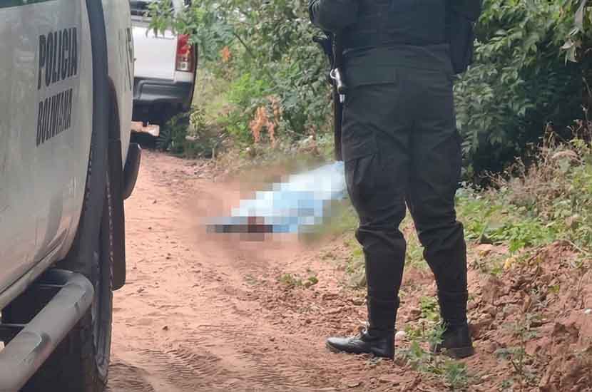 Hallan el cuerpo sin vida de una mujer en el barrio Tajibo Sur, en Santa Cruz